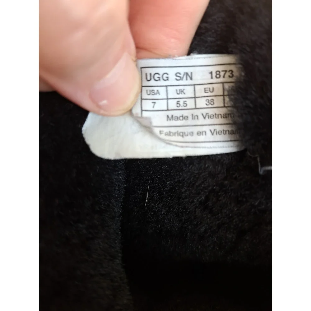 UGG Australia Women's Black Leather Suede Mid Calf Boots Size 7.0 Winter Warm